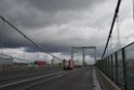 Schwerer LKW VU PKlemm A 4 Rich Olpe auf der Rodenkirchener Bruecke P167